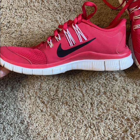 Red Nike Tennis shoes - Picture 2 of 4